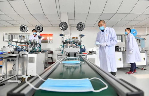 一機集團加班加點趕制防護口罩 助力當地師生復學復課