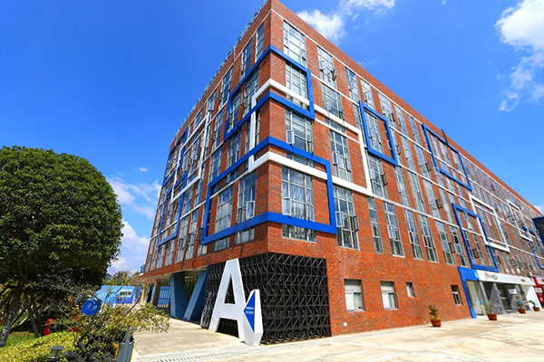 貴州輕工職業(yè)技術(shù)學(xué)院 匠心鑄就輕工人才，特色引領(lǐng)職教新風(fēng)