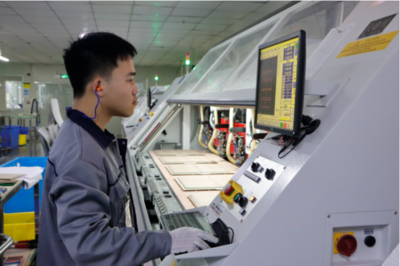 江西南城 奏響工業發展“奮進曲”，聚焦電子產品研發與銷售